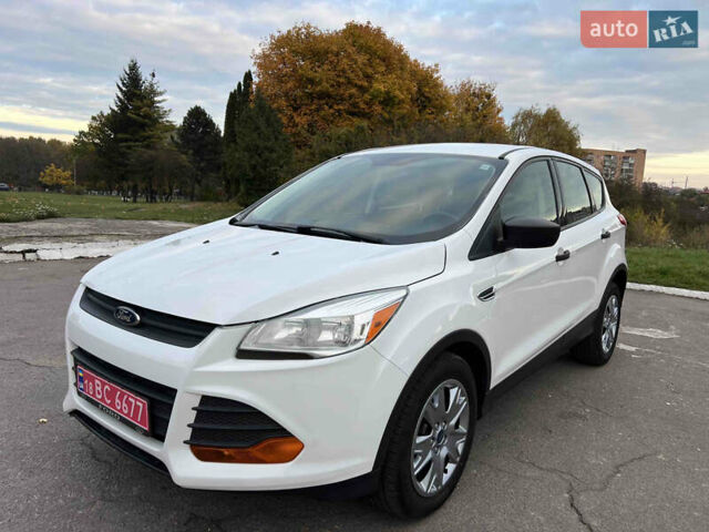 Форд Эскейп 2016 в Жмеренке на Automoto.ua Белый Форд Эскейп, объемом двигателя 2.5 л и пробегом 149 тыс. км за 10980 $, фото 14 на Automoto.ua