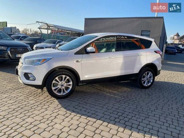 Білий Форд Ескейп, об'ємом двигуна 1.5 л та пробігом 210 тис. км за 11400 $, фото 3 на Automoto.ua