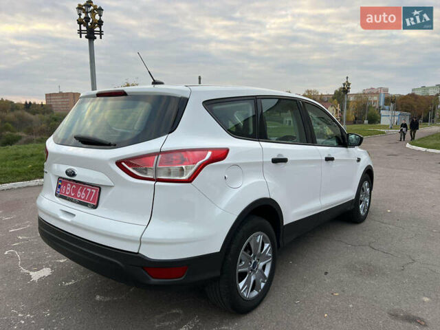Форд Эскейп 2016 в Жмеренке на Automoto.ua Белый Форд Эскейп, объемом двигателя 2.5 л и пробегом 149 тыс. км за 10980 $, фото 10 на Automoto.ua