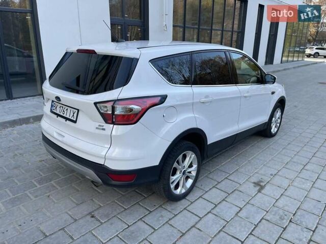 Білий Форд Ескейп, об'ємом двигуна 1.5 л та пробігом 267 тис. км за 10450 $, фото 2 на Automoto.ua