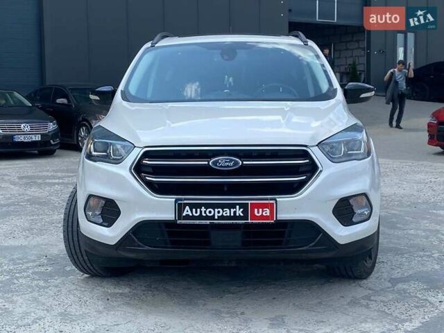 Белый Форд Эскейп, объемом двигателя 1.5 л и пробегом 98 тыс. км за 14990 $, фото 1 на Automoto.ua