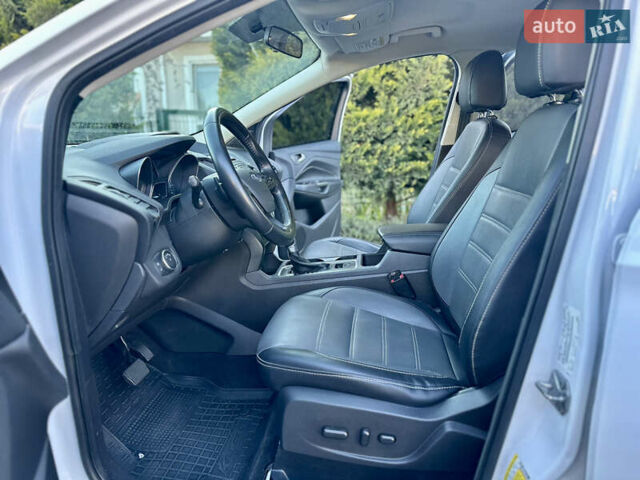 Білий Форд Ескейп, об'ємом двигуна 1.5 л та пробігом 179 тис. км за 12700 $, фото 38 на Automoto.ua