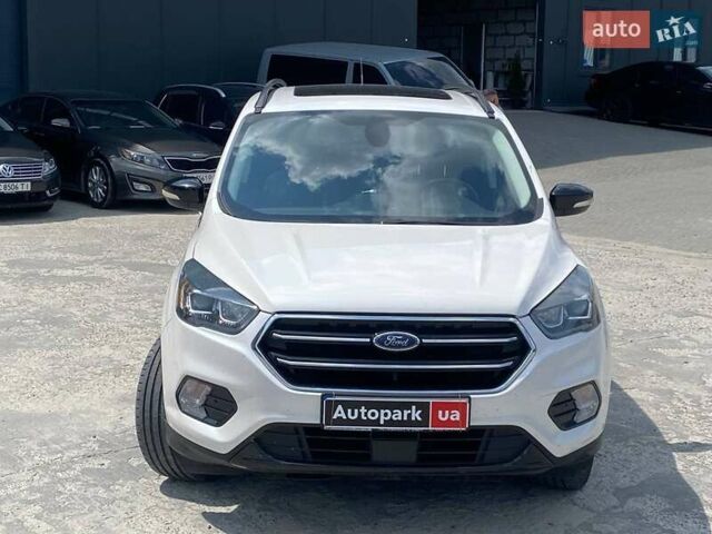 Белый Форд Эскейп, объемом двигателя 1.5 л и пробегом 98 тыс. км за 14990 $, фото 26 на Automoto.ua
