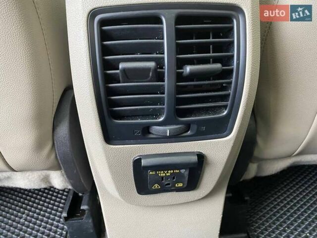 Белый Форд Эскейп, объемом двигателя 2 л и пробегом 82 тыс. км за 15300 $, фото 33 на Automoto.ua