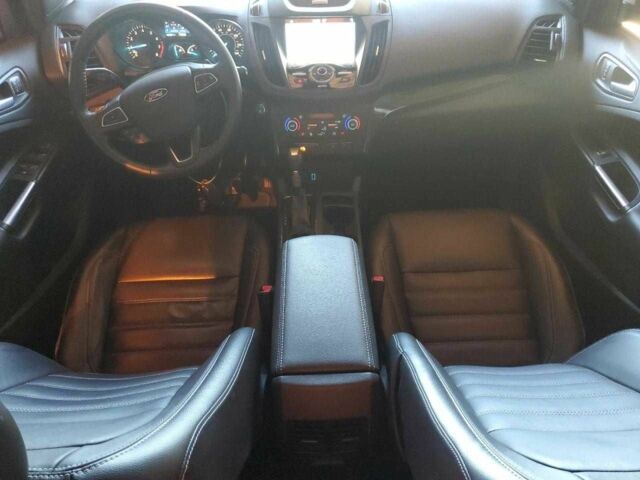 Білий Форд Ескейп, об'ємом двигуна 2 л та пробігом 85 тис. км за 1500 $, фото 7 на Automoto.ua