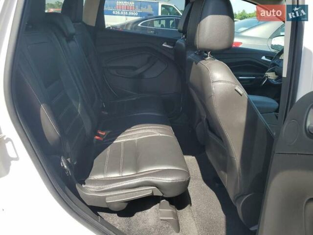 Білий Форд Ескейп, об'ємом двигуна 2 л та пробігом 107 тис. км за 2500 $, фото 9 на Automoto.ua