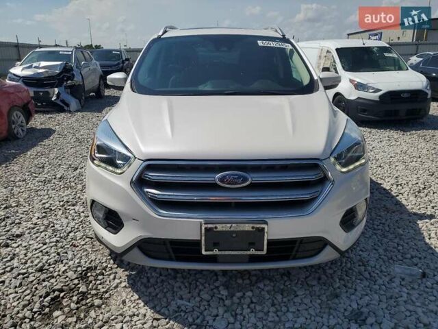 Білий Форд Ескейп, об'ємом двигуна 2 л та пробігом 107 тис. км за 2500 $, фото 4 на Automoto.ua