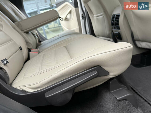 Белый Форд Эскейп, объемом двигателя 1.5 л и пробегом 169 тыс. км за 12900 $, фото 65 на Automoto.ua