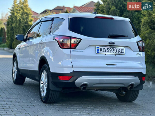 Білий Форд Ескейп, об'ємом двигуна 1.5 л та пробігом 179 тис. км за 12700 $, фото 18 на Automoto.ua