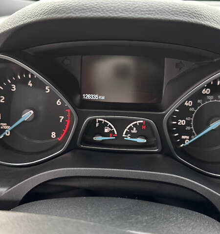 Білий Форд Ескейп, об'ємом двигуна 1.5 л та пробігом 126 тис. км за 16000 $, фото 11 на Automoto.ua