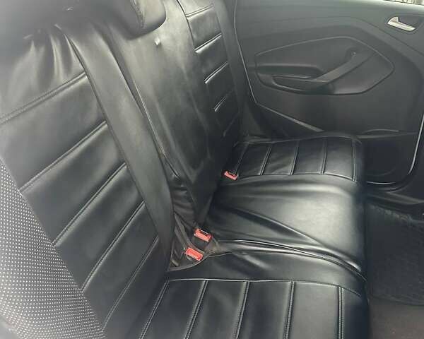 Белый Форд Эскейп, объемом двигателя 1.5 л и пробегом 155 тыс. км за 10200 $, фото 5 на Automoto.ua