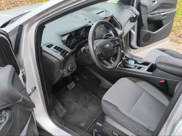 Белый Форд Эскейп, объемом двигателя 0 л и пробегом 101 тыс. км за 8700 $, фото 8 на Automoto.ua