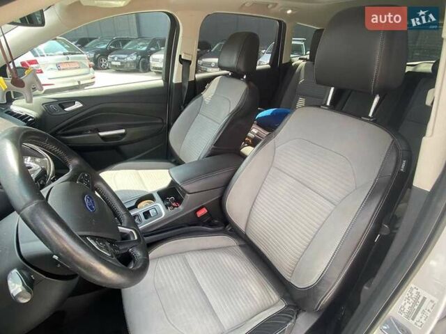 Белый Форд Эскейп, объемом двигателя 1.5 л и пробегом 98 тыс. км за 14990 $, фото 30 на Automoto.ua