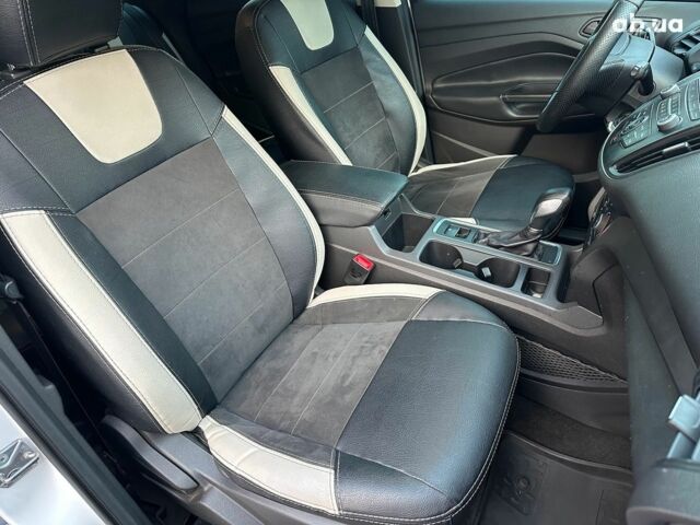 Белый Форд Эскейп, объемом двигателя 2.5 л и пробегом 111 тыс. км за 13490 $, фото 17 на Automoto.ua