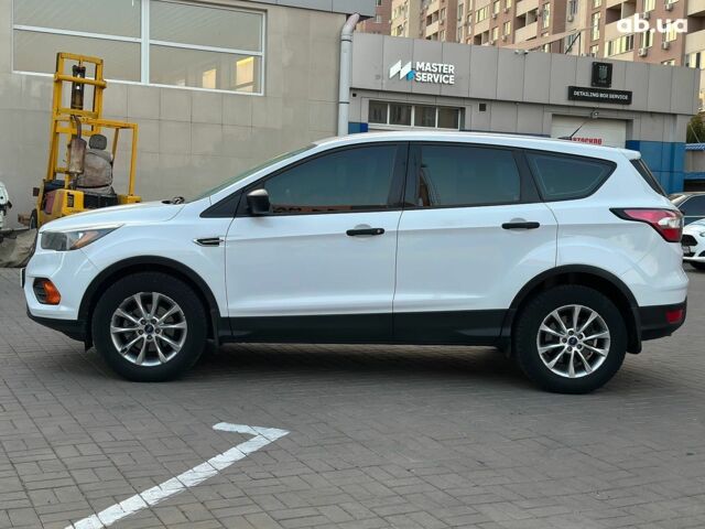 Белый Форд Эскейп, объемом двигателя 2.5 л и пробегом 111 тыс. км за 13490 $, фото 10 на Automoto.ua
