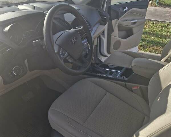 Білий Форд Ескейп, об'ємом двигуна 1.5 л та пробігом 102 тис. км за 14100 $, фото 13 на Automoto.ua