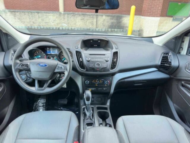 Білий Форд Ескейп, об'ємом двигуна 2.5 л та пробігом 53 тис. км за 5800 $, фото 7 на Automoto.ua