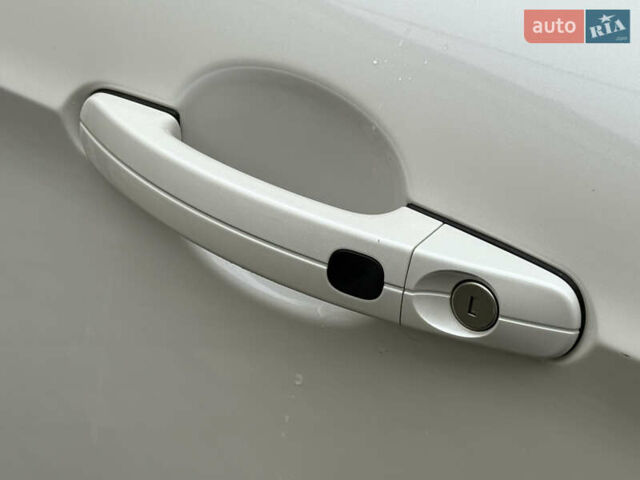 Белый Форд Эскейп, объемом двигателя 1.5 л и пробегом 169 тыс. км за 12950 $, фото 20 на Automoto.ua