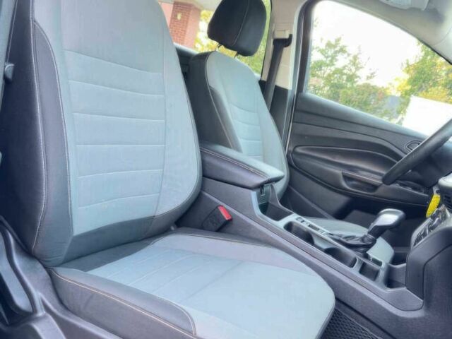 Білий Форд Ескейп, об'ємом двигуна 2.5 л та пробігом 53 тис. км за 5800 $, фото 9 на Automoto.ua