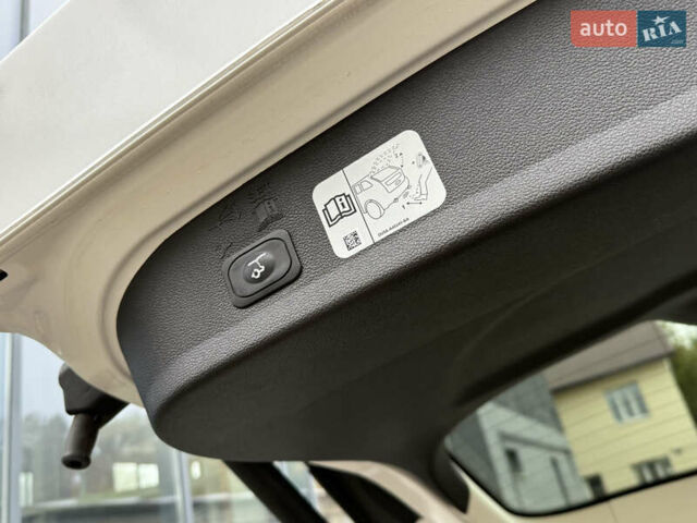 Белый Форд Эскейп, объемом двигателя 1.5 л и пробегом 169 тыс. км за 12950 $, фото 76 на Automoto.ua