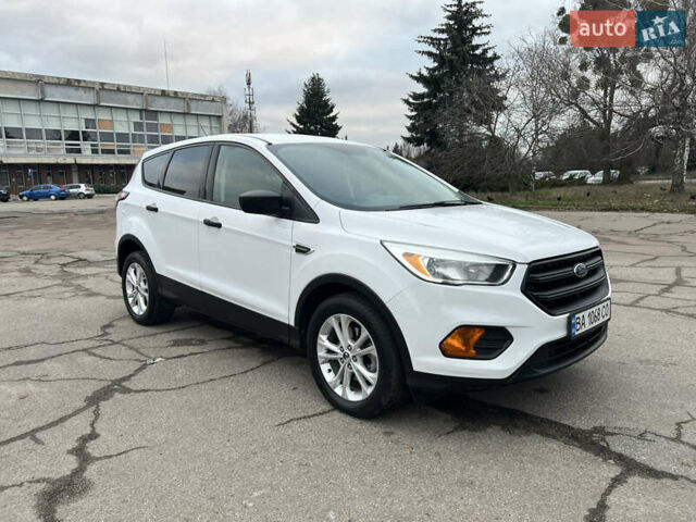 Белый Форд Эскейп, объемом двигателя 2.49 л и пробегом 115 тыс. км за 14000 $, фото 3 на Automoto.ua