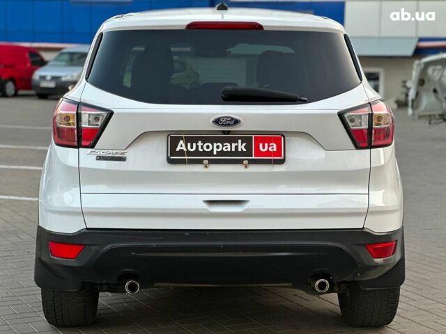Белый Форд Эскейп, объемом двигателя 2.5 л и пробегом 111 тыс. км за 13490 $, фото 7 на Automoto.ua