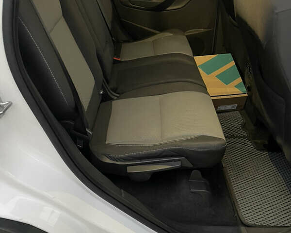 Белый Форд Эскейп, объемом двигателя 1.5 л и пробегом 192 тыс. км за 11500 $, фото 15 на Automoto.ua