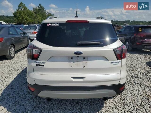 Білий Форд Ескейп, об'ємом двигуна 2 л та пробігом 107 тис. км за 2500 $, фото 5 на Automoto.ua