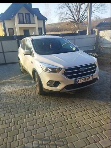 Белый Форд Эскейп, объемом двигателя 1.5 л и пробегом 185 тыс. км за 11000 $, фото 4 на Automoto.ua