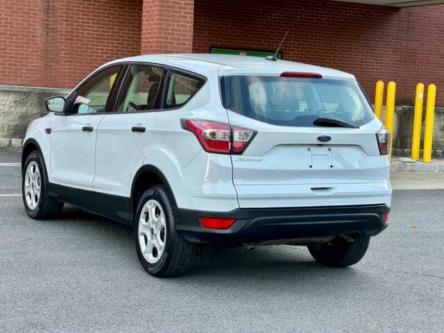 Білий Форд Ескейп, об'ємом двигуна 2.5 л та пробігом 53 тис. км за 5800 $, фото 4 на Automoto.ua