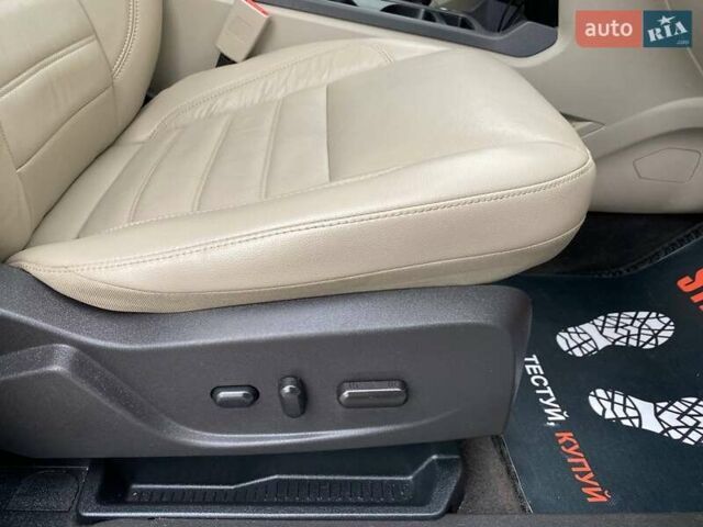 Белый Форд Эскейп, объемом двигателя 2 л и пробегом 82 тыс. км за 15300 $, фото 37 на Automoto.ua