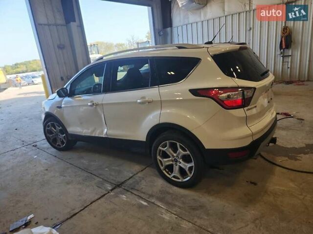 Білий Форд Ескейп, об'ємом двигуна 0 л та пробігом 98 тис. км за 2000 $, фото 1 на Automoto.ua