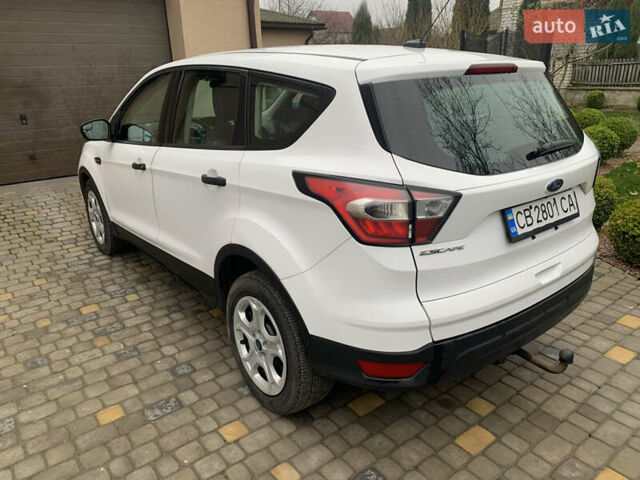 Білий Форд Ескейп, об'ємом двигуна 2.5 л та пробігом 203 тис. км за 13000 $, фото 1 на Automoto.ua