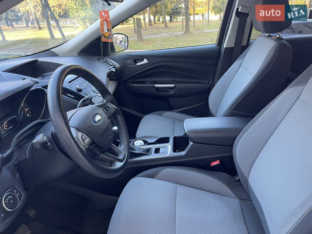 Белый Форд Эскейп, объемом двигателя 1.5 л и пробегом 270 тыс. км за 11000 $, фото 17 на Automoto.ua