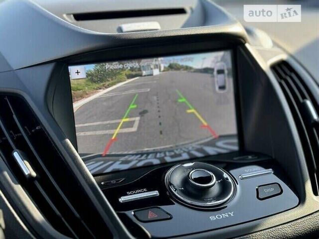 Белый Форд Эскейп, объемом двигателя 2 л и пробегом 106 тыс. км за 2900 $, фото 8 на Automoto.ua