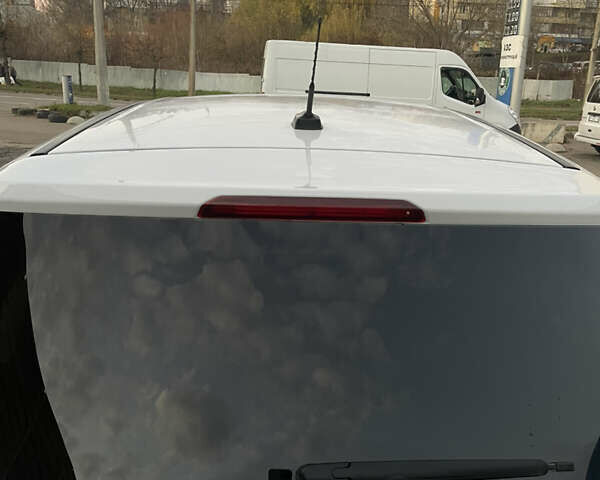 Белый Форд Эскейп, объемом двигателя 1.5 л и пробегом 192 тыс. км за 11500 $, фото 11 на Automoto.ua