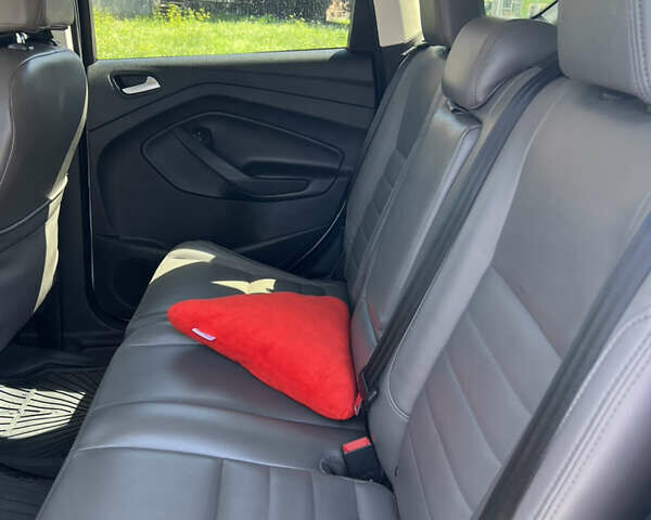 Белый Форд Эскейп, объемом двигателя 1.5 л и пробегом 64 тыс. км за 15000 $, фото 7 на Automoto.ua