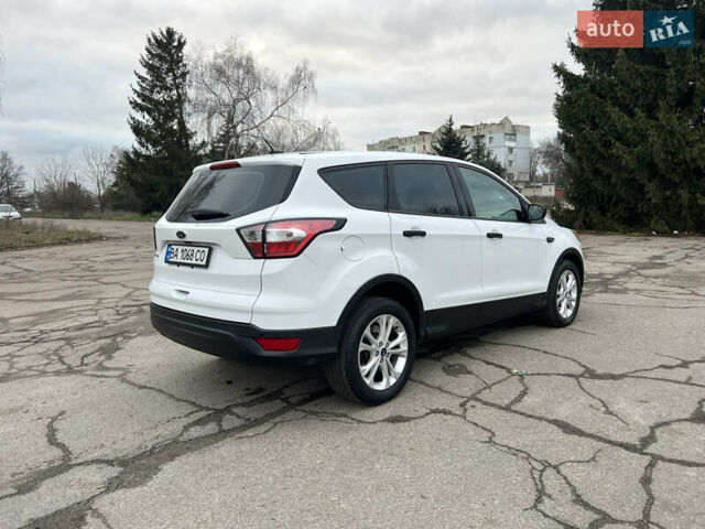 Белый Форд Эскейп, объемом двигателя 2.49 л и пробегом 115 тыс. км за 14000 $, фото 5 на Automoto.ua