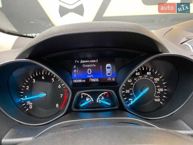 Белый Форд Эскейп, объемом двигателя 2 л и пробегом 82 тыс. км за 15300 $, фото 19 на Automoto.ua