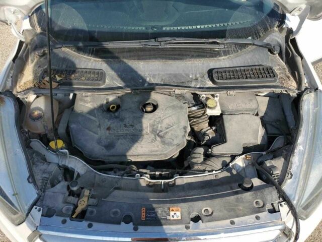 Белый Форд Эскейп, объемом двигателя 2 л и пробегом 76 тыс. км за 2800 $, фото 11 на Automoto.ua