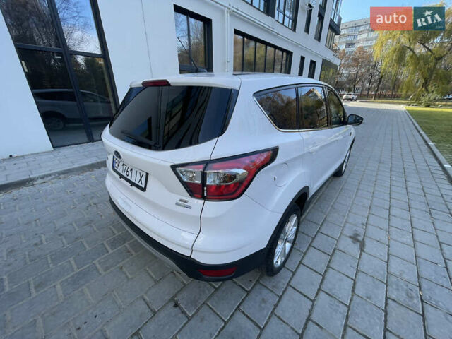 Белый Форд Эскейп, объемом двигателя 1.5 л и пробегом 270 тыс. км за 11000 $, фото 11 на Automoto.ua