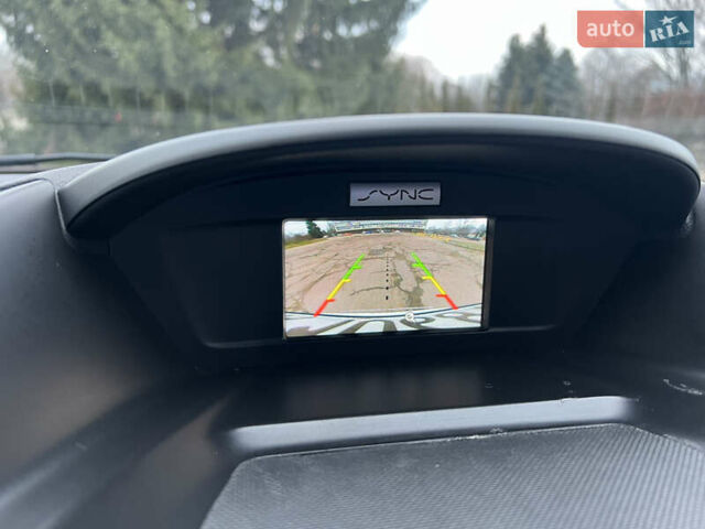 Белый Форд Эскейп, объемом двигателя 2.49 л и пробегом 115 тыс. км за 14000 $, фото 22 на Automoto.ua