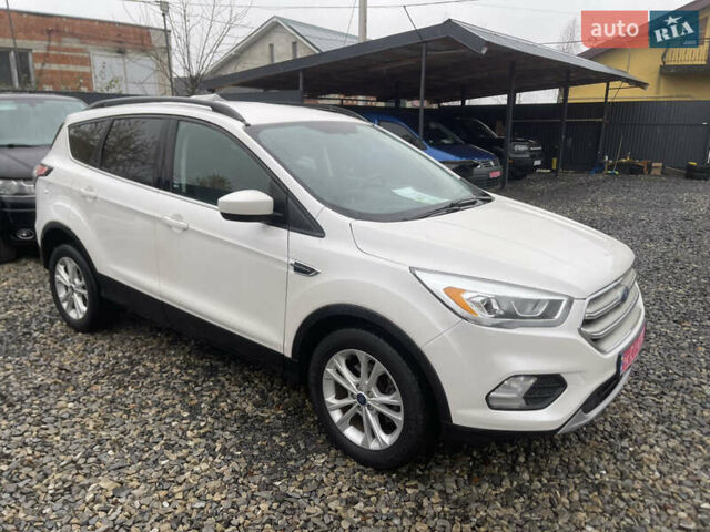 Білий Форд Ескейп, об'ємом двигуна 0 л та пробігом 132 тис. км за 12250 $, фото 1 на Automoto.ua