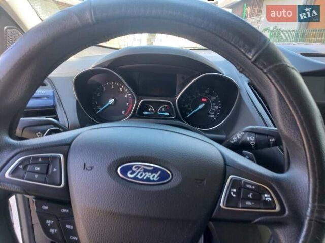 Белый Форд Эскейп, объемом двигателя 1.5 л и пробегом 195 тыс. км за 13250 $, фото 3 на Automoto.ua