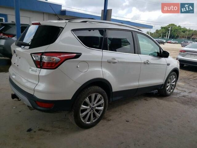 Белый Форд Эскейп, объемом двигателя 2 л и пробегом 160 тыс. км за 1900 $, фото 1 на Automoto.ua