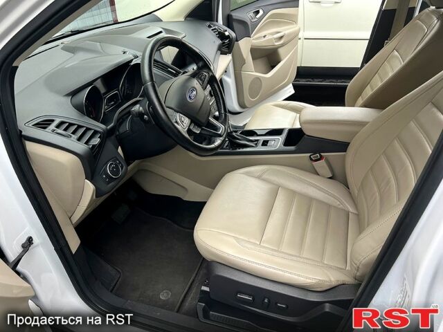 Белый Форд Эскейп, объемом двигателя 1.5 л и пробегом 86 тыс. км за 11400 $, фото 9 на Automoto.ua