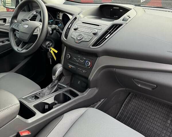 Белый Форд Эскейп, объемом двигателя 2.5 л и пробегом 132 тыс. км за 13000 $, фото 25 на Automoto.ua