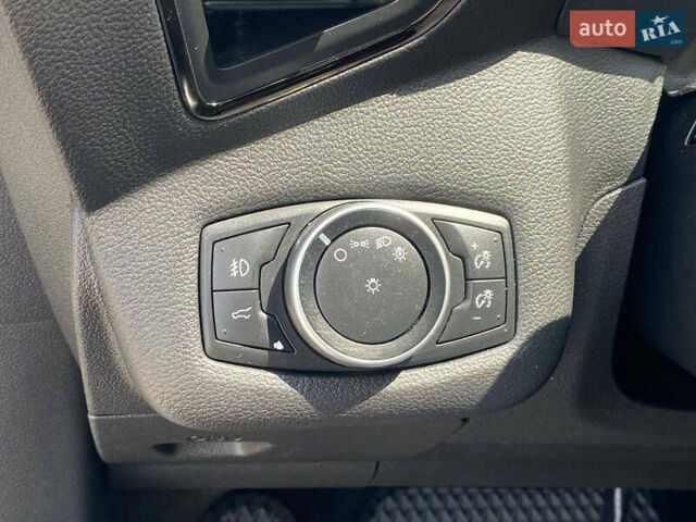 Белый Форд Эскейп, объемом двигателя 1.5 л и пробегом 98 тыс. км за 14990 $, фото 31 на Automoto.ua