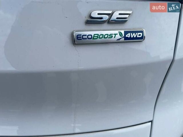 Білий Форд Ескейп, об'ємом двигуна 1.5 л та пробігом 104 тис. км за 12500 $, фото 17 на Automoto.ua
