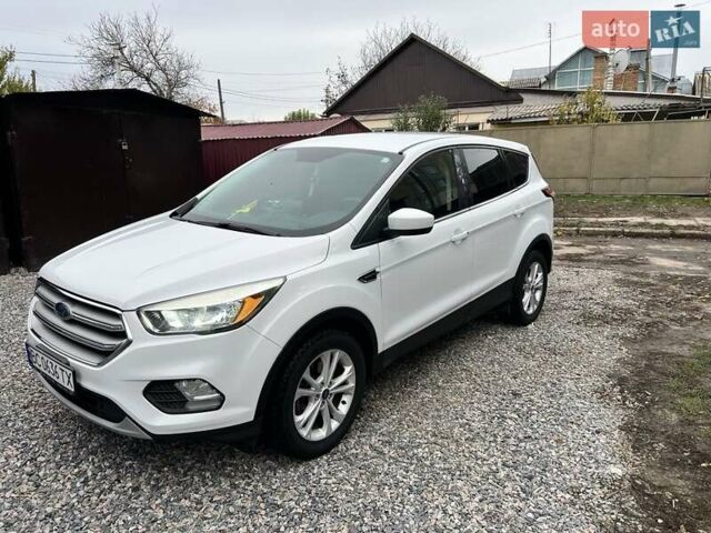 Белый Форд Эскейп, объемом двигателя 1.5 л и пробегом 158 тыс. км за 13800 $, фото 16 на Automoto.ua